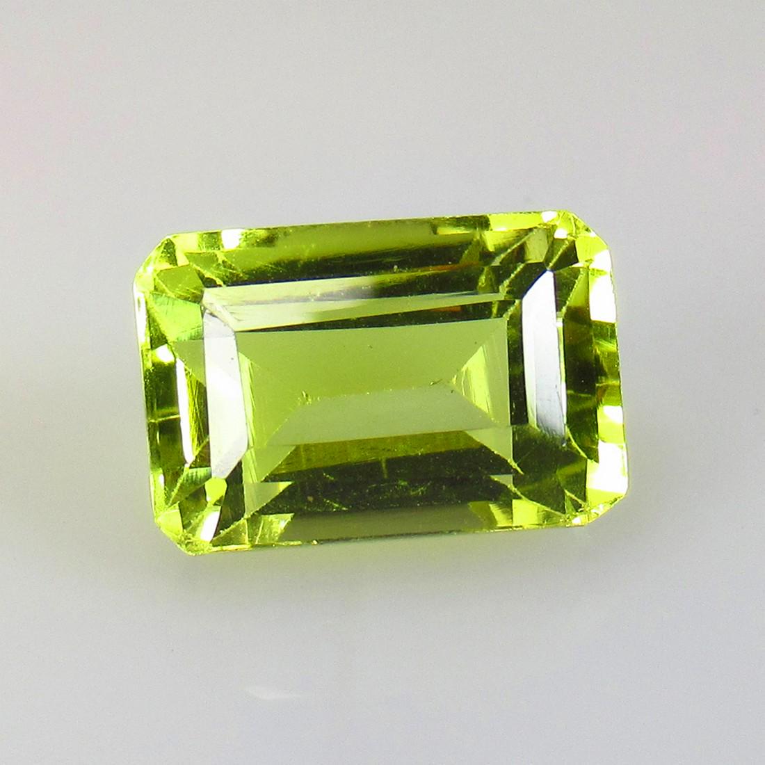 8.82 Ct Natural Lemon Quartz Octagon Cut: No Reserve! Title: 8.82 Ct Natural Lemon Quartz Octagon Cut Stone Clarity: VVS Gemstone: Natural Lemon Quartz Carat Weights: 8.82 Size/Dimensions: 14.30 x 9.60 x 8.50 mm Additional Info: Good Luster /