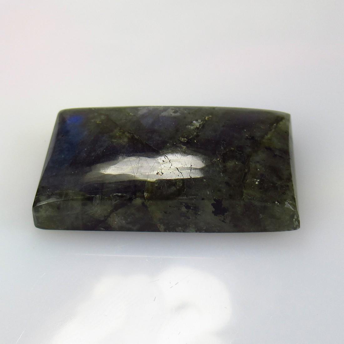 72.28 Ctw Natural Labradorite Rectangle Cab: No Reserve! Title: 72.28 Ctw Natural Labradorite Rectangle Cab Stone Clarity: Opaque Gemstones: Labradorite Carat Weights: 72.28 Size/Dimensions: 37.00 x 21.00 x 8.70 mm Additional Information: Excell