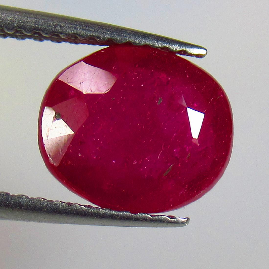 3.93 Ct Natural Mozambique Red Ruby Oval Cut (1 of 2)