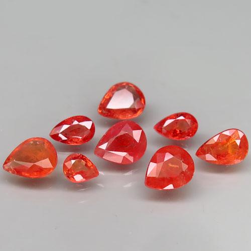 3,89 cts Lot of 8 Natural Orange Sapphire Pear Cut: Title: 3,89 cts Lot of 8 Natural Orange Sapphire Pear Cut Gemstones: Sapphire Carat Weights: 3,89 Size/Dimensions: 6 x 5 to 4 x 3 mm Additional Info: Transparency: VVS Natural Sapphire Only Heated. 8 