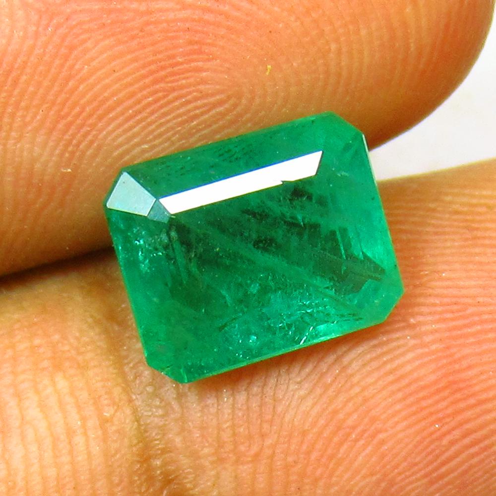 4.25 Ct Natural Zambian Emerald Octagon Cut (1 of 7)