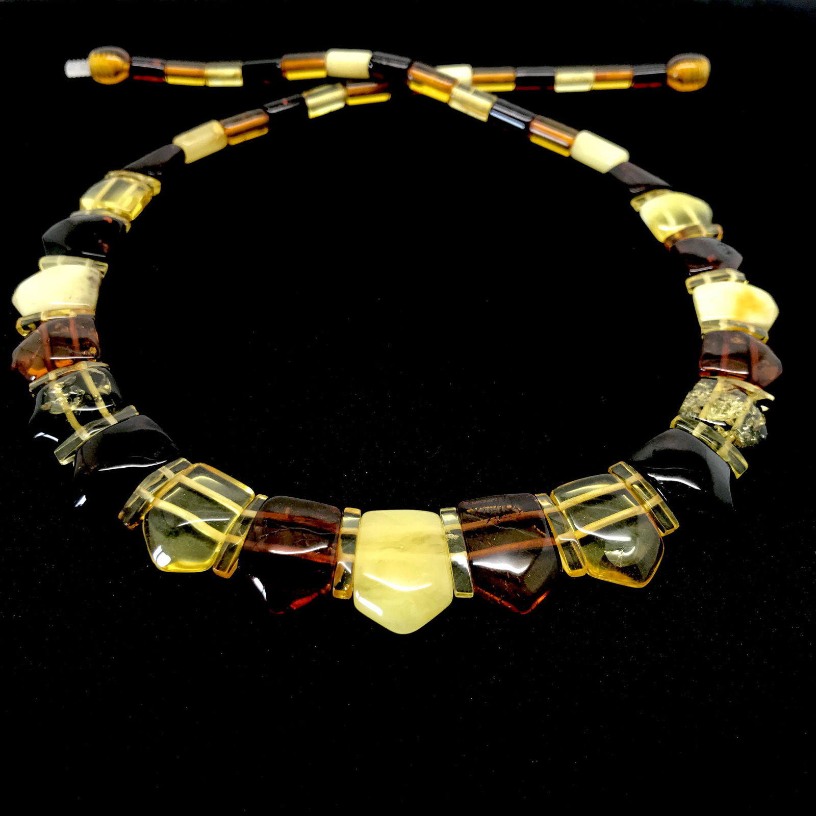 Extraordinary Vintage Amber Cleopatra necklace (1 of 5)