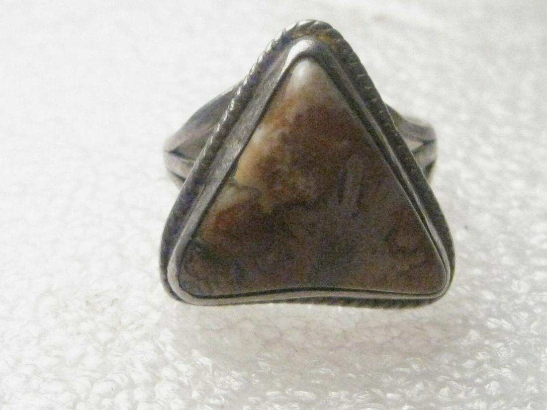 Vintage Sterling Southwestern Agate Ring, size 6.5, split band, Triangular (1 of 7)