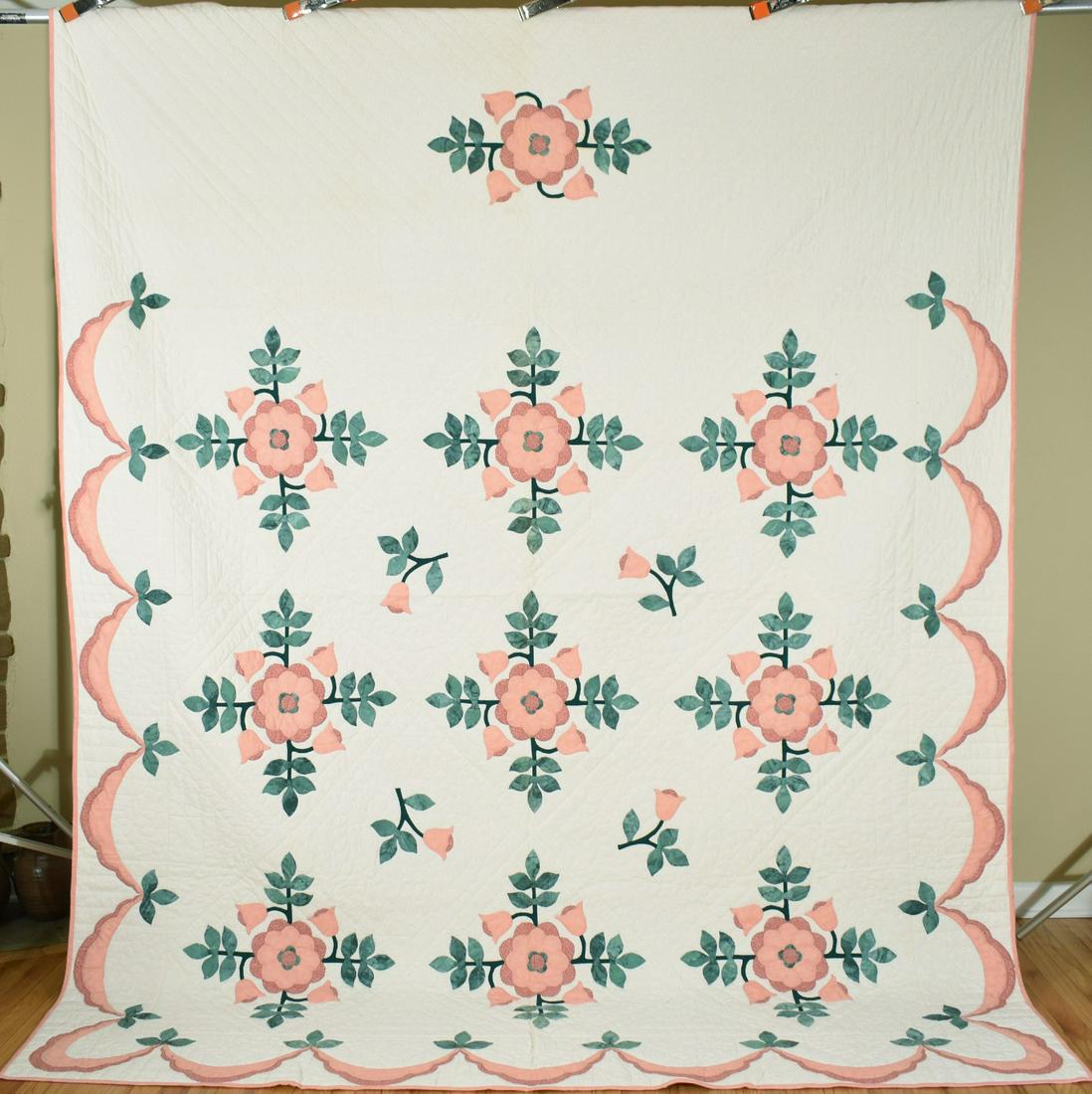 XL Rose of Sharon Applique Quilt, Swag Border (1 of 10)