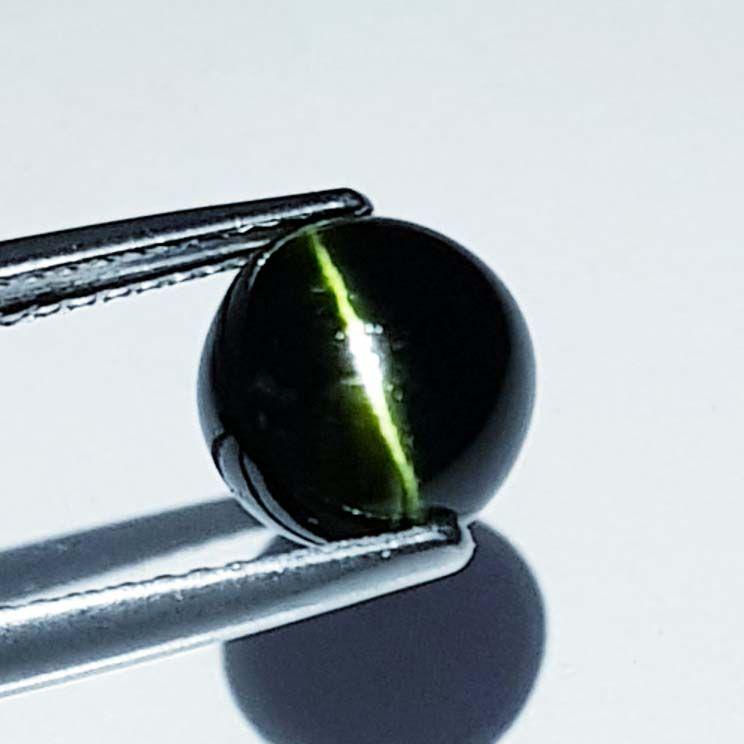 Natural Kornerupine Cat s Eye 3.70 Ct