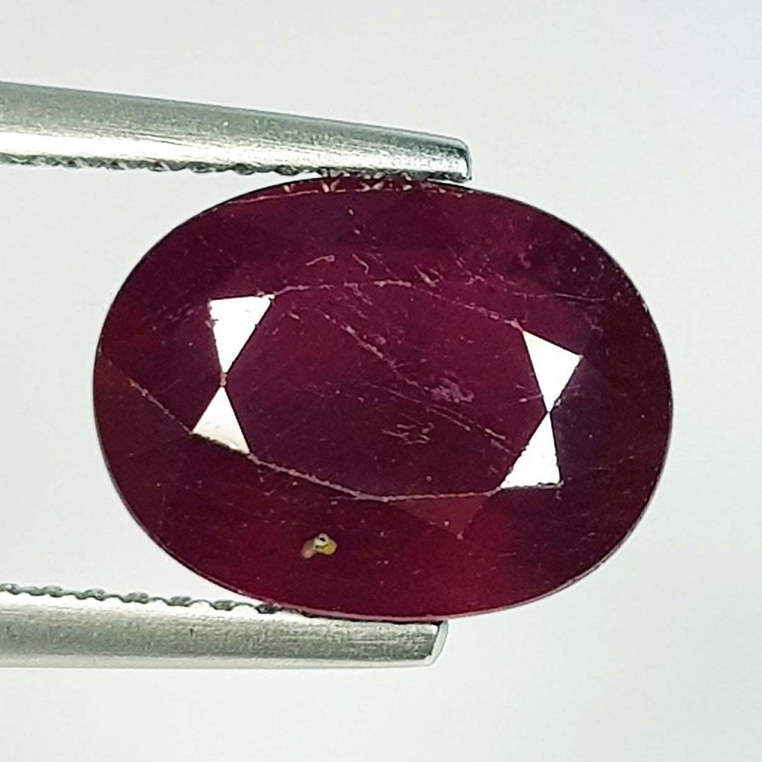 4.94 Ct  Natural Ruby Oval Cut (1 of 2)