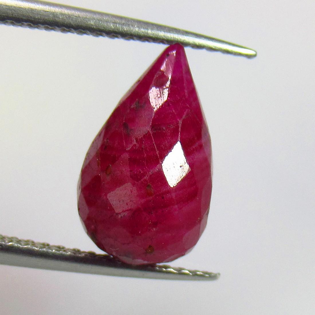 5.57 Ct Natural Red Ruby Pear Drop Beads (1 of 2)
