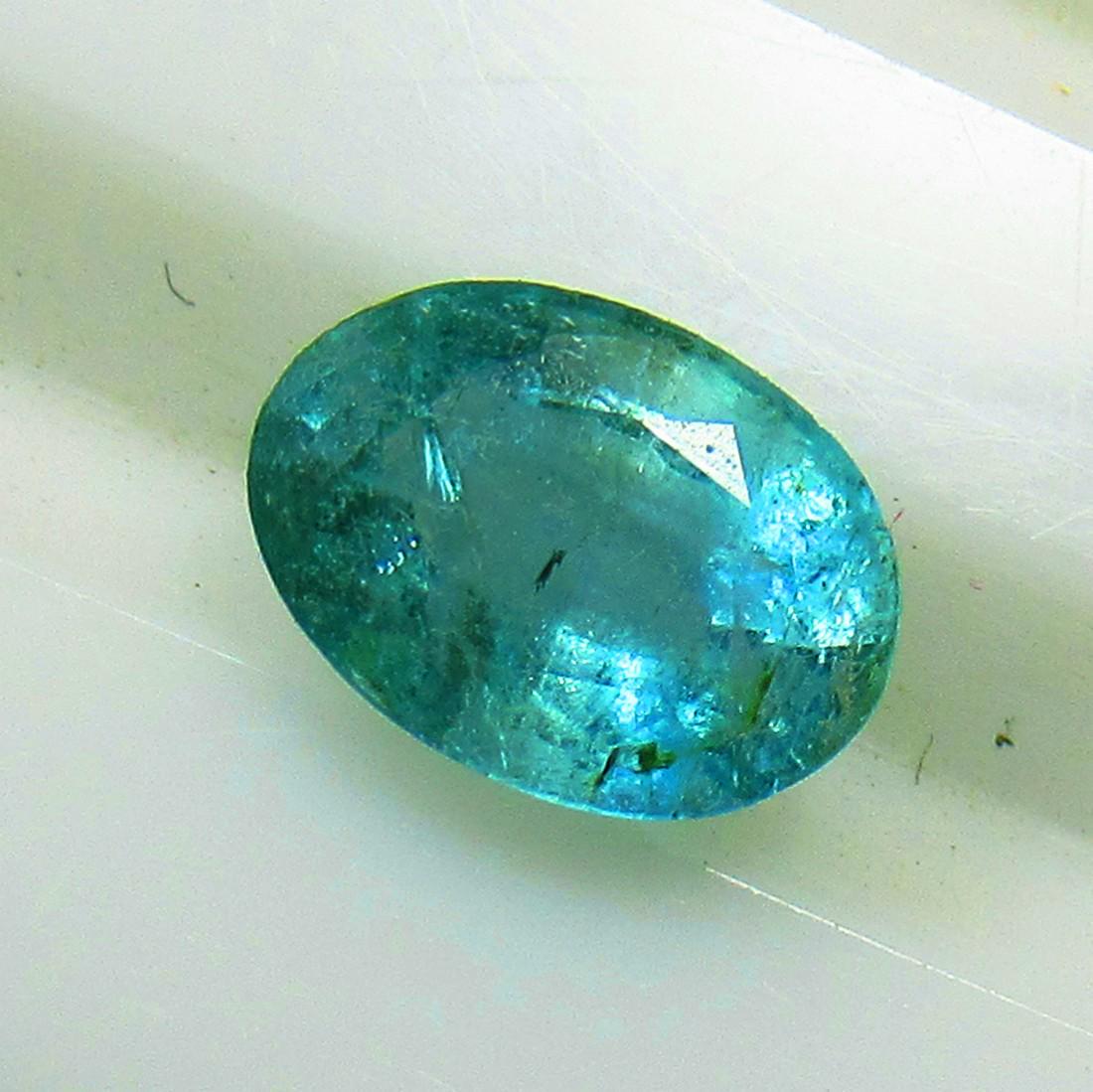 0.93 Ct Natural Zambian Emerald Oval Cut (1 of 2)