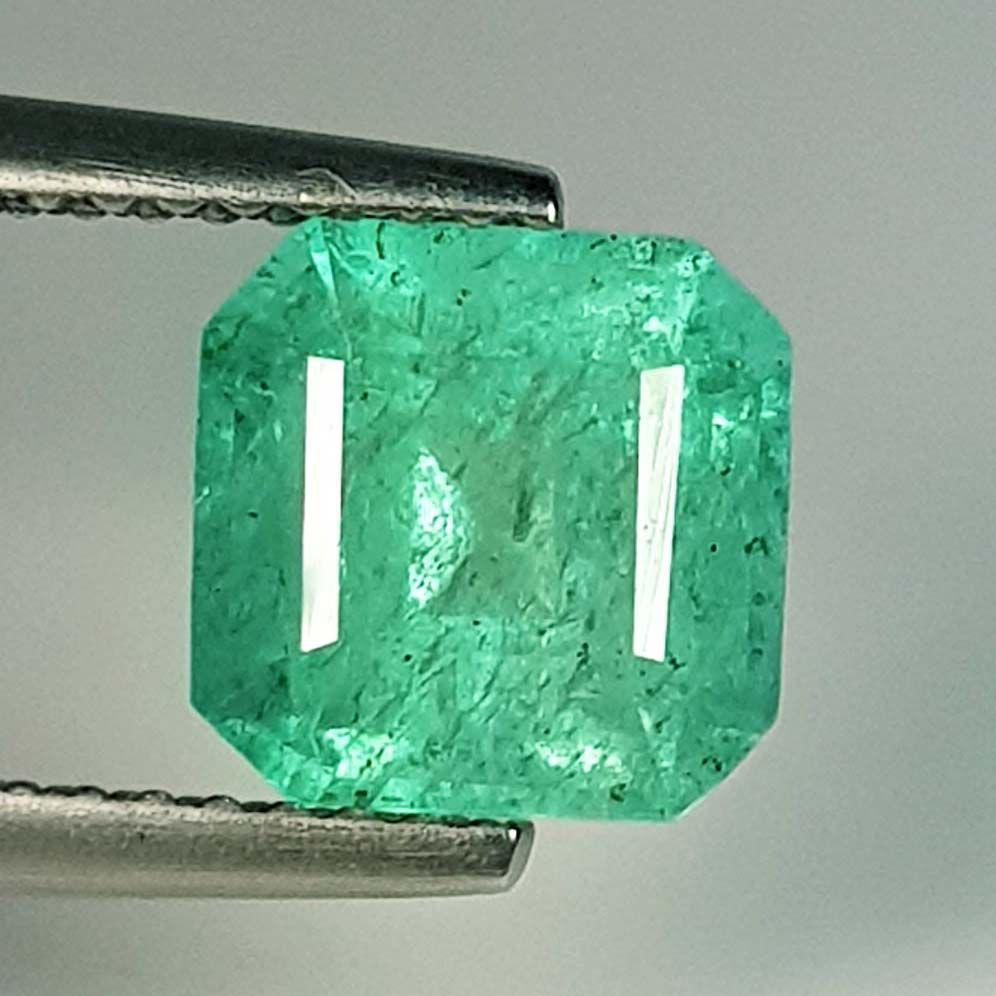 Natural Emerald Oval Cut 1.70 ct (1 of 5)