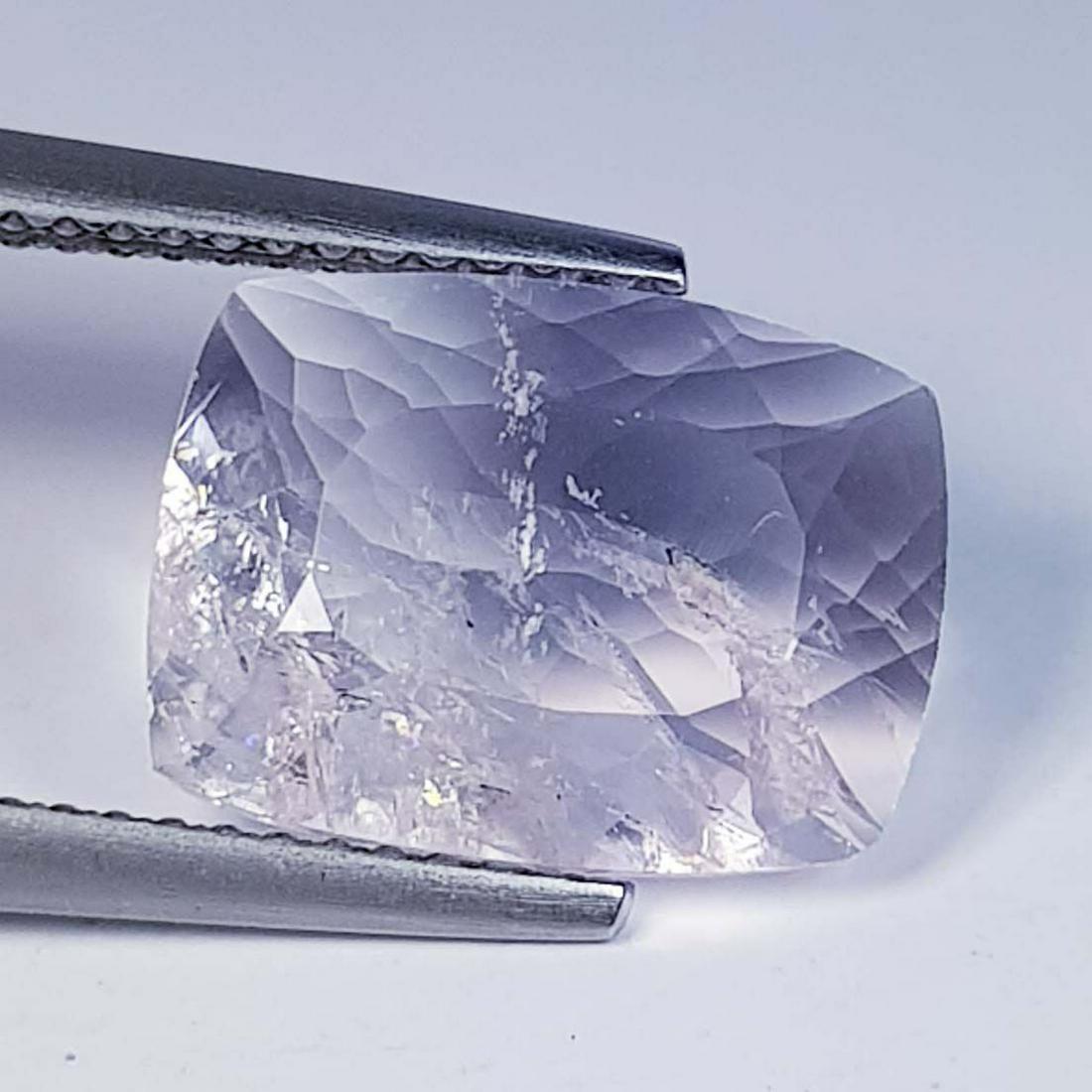 Natural Morganite Cushion Cut 3.37 ct: No Reserve! Title: Natural Morganite Cushion Cut 3.37 ct Color/Clarity: SI - SI-1 Gemstones: Loosegemstone Carat Weights: 3.37 Size/Dimensions: 12.70 x 9.50 x 3.90 Additional Information: Cushion - Br