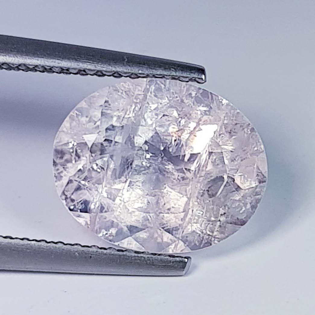 Natural Morganite Oval Cut 3.13 ct: No Reserve! Title: Natural Morganite Oval Cut 3.13 ct Color/Clarity: SI - SI-1 Gemstones: Loosegemstone Carat Weights: 3.13 Size/Dimensions: 10.80 x 8.80 x 6.00 Additional Information: Oval - Brazil S