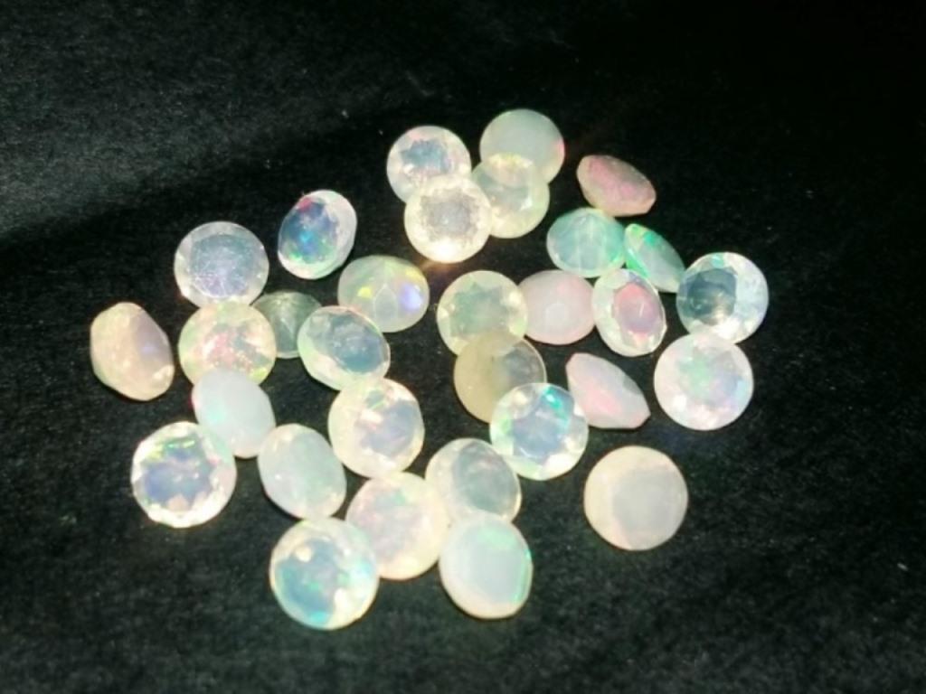 15.08 ct Natural Round Opal Wholesale Lot (1 of 1)