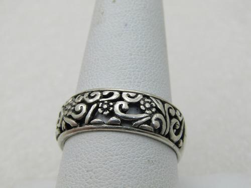 Vintage Carolyn Pollack Relios Open Scrolled Band/Ring, Sz. 10, 7.5mm: Vintage Carolyn Pollack Relios Open Scrolled Band/Ring, Sz. 10, 7.5mm, 4.47 gr., domed with a cut-out Scrolled design. Signed with Carolyn Pollack Relios Maker's Mark. Marked .925 and tested. 1990's-2