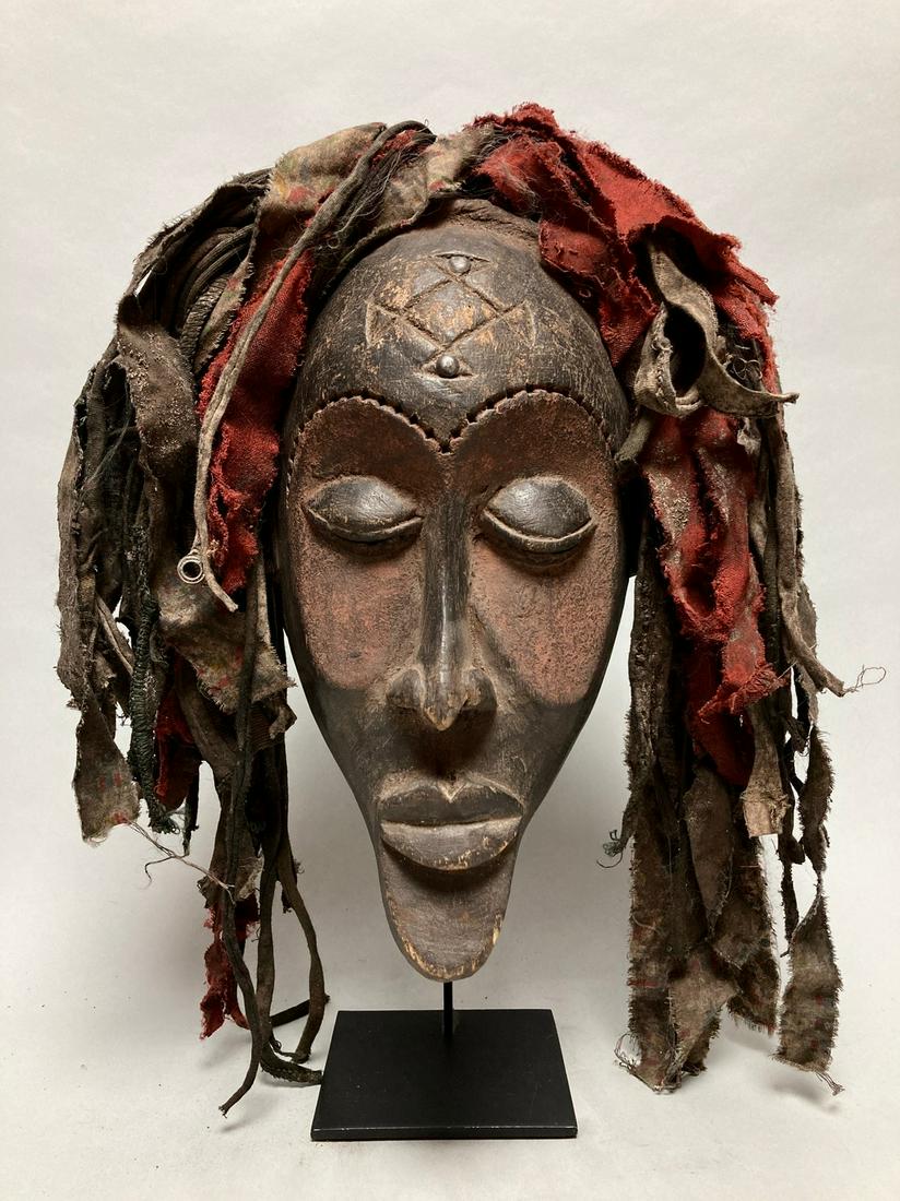 Chokwe mask, Angola (1 of 10)