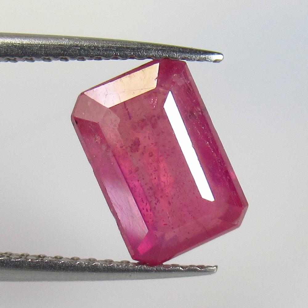 3.33 Ctw Natural Mozambique Red Ruby Octagon Cut (1 of 2)