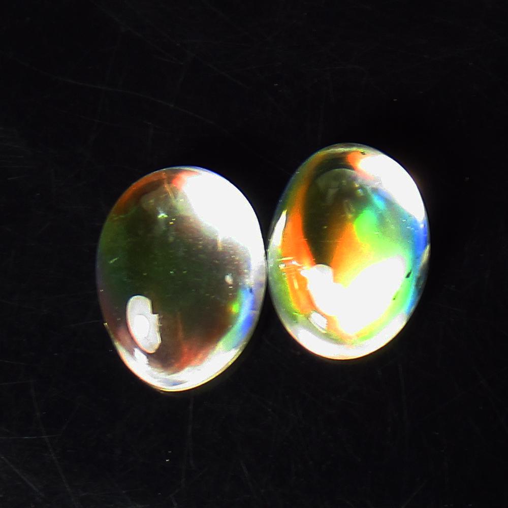 2.85 Ctw Natural Blue Moonstone Oval Pair: No Reserve! Title: 2.85 Ctw Natural Blue Moonstone Oval Pair Stone Clarity: Transparent Gemstones: Moonstone Carat Weights: 2.85 Size/Dimensions: 8.00 x 6.00 x 4.00 mm / 2 Pc's Additional Information: