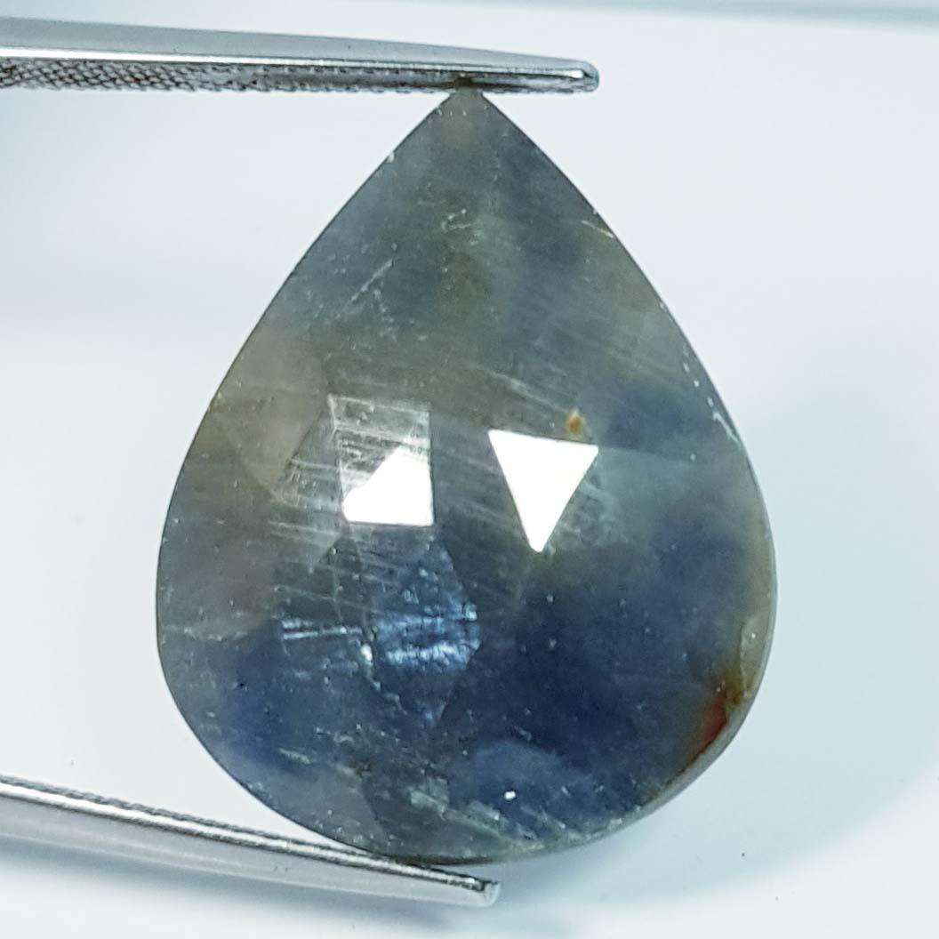 23.40 ct Natural Faceted Sapphire (1 of 4)