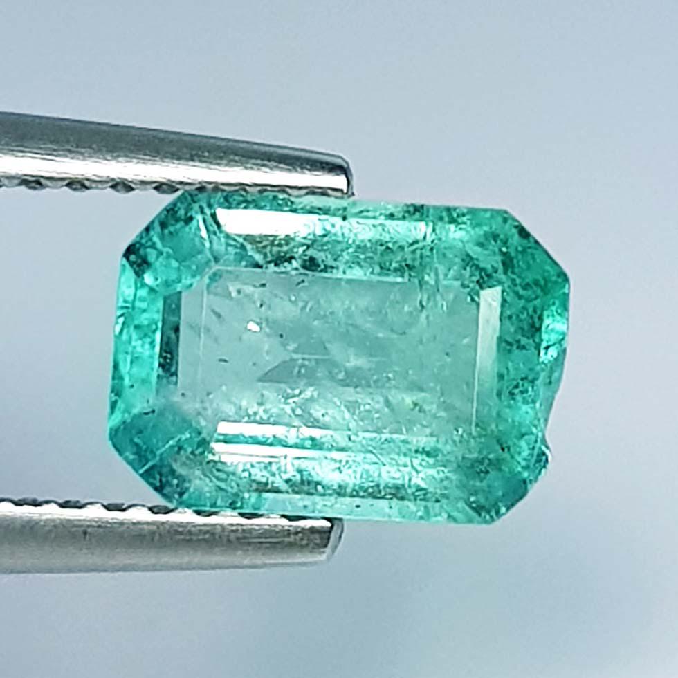 Natural Emerald Octagon Cut 1.67 ct (1 of 5)