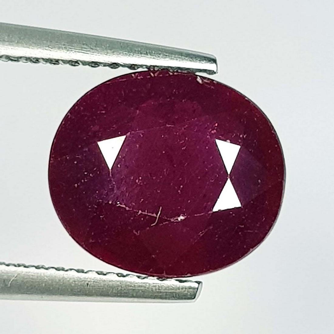 4.79 Ct Natural Ruby Oval Cut (1 of 2)