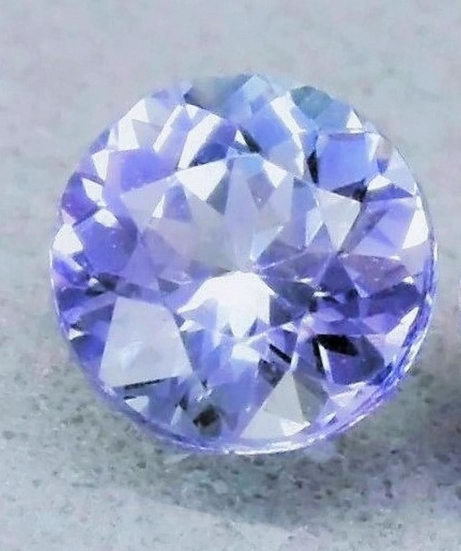 Natural Tanzanite Round Shape Untreated: No Reserve! Title: Natural Tanzanite Round Shape Untreated Gemstone: Tanzanite Carat Weight: 0,28 aprox. Size/Dimensions: 4 mm approx. Additional Information: Specie: Natural Tanzanite Unheated Untrea