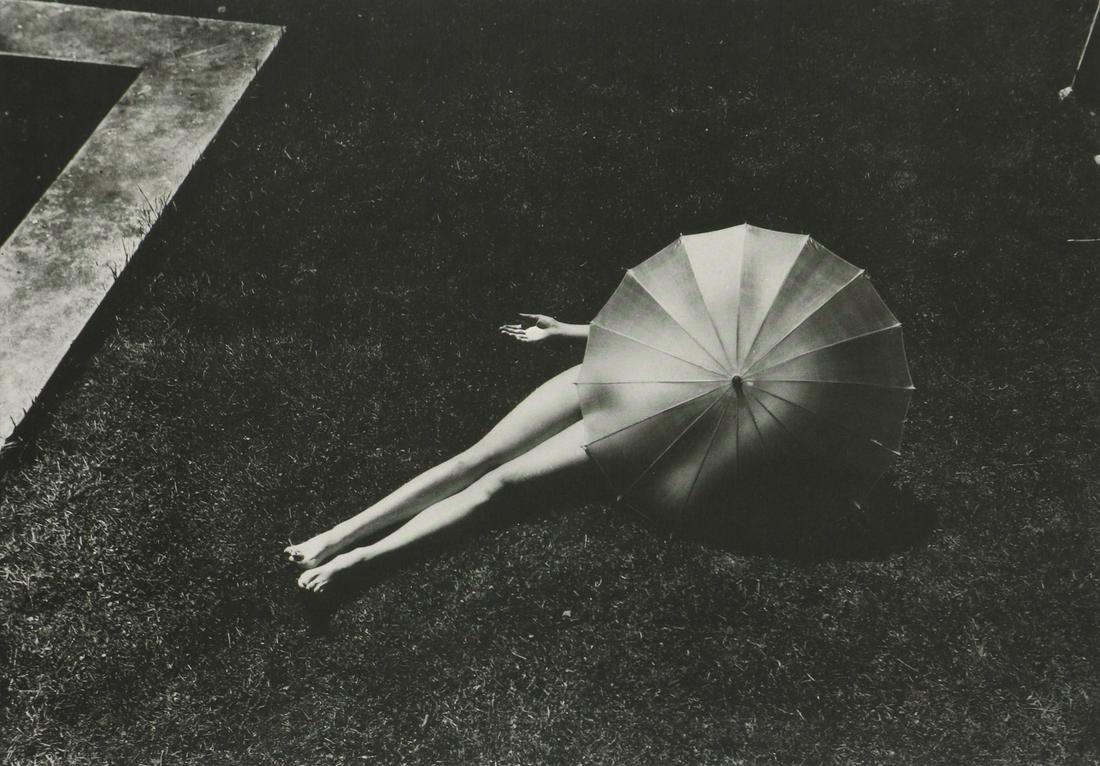 MARTIN MUNKACSI (MUKY) - Untitled, Nude Study: Artist: MARTIN MUNKACSI (MUKY) Print Title: Untitled, Nude Study Medium: Authentic Vintage Photoengraving Printing Date: 1980’s Printed in the USA Image Size approx: 5.5 X 8” Martin Munkac