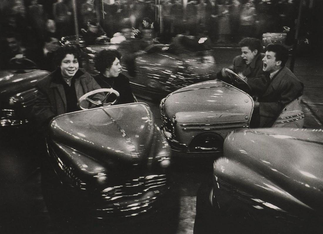 WILLY RONIS - Boulevard Garibaldi, 1955: Artist: WILLY RONIS Print Title: Boulevard Garibaldi, 1955 Printing Date: 1990s Medium: Photo-lithograph Printed in: France Image Size: approx. 5.5 x 7.5” Reserve: $25.00 Shipping: Domestic: