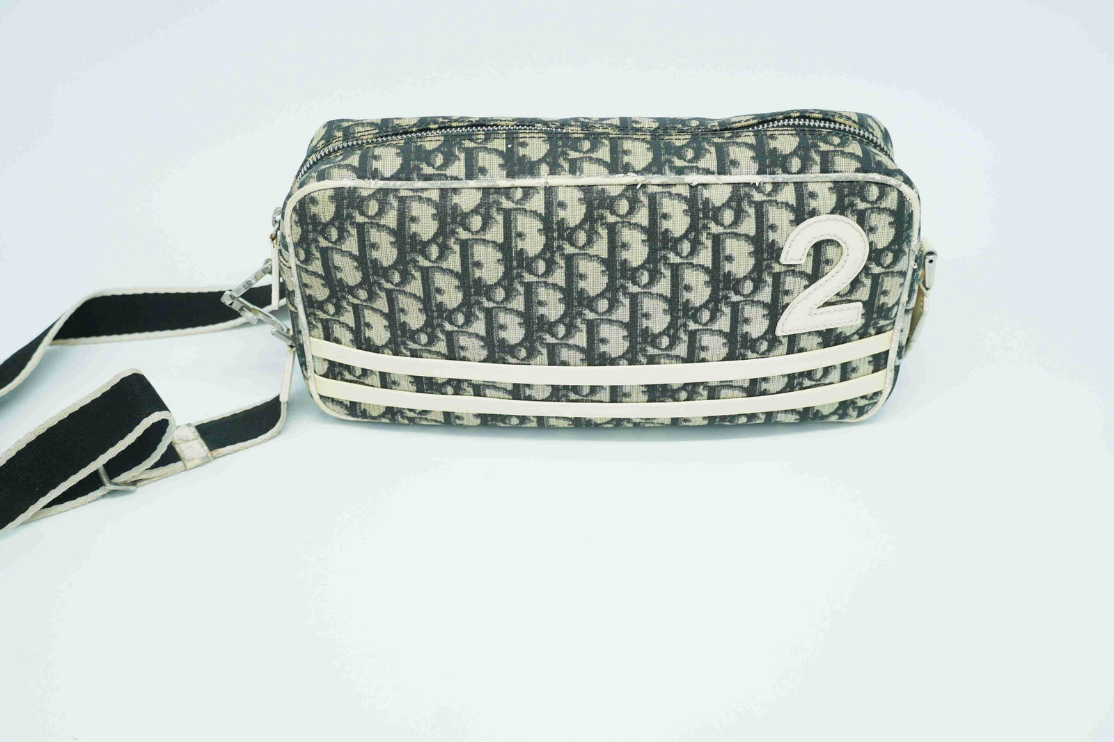 Dior Trotter Black Crossbody (1 of 8)