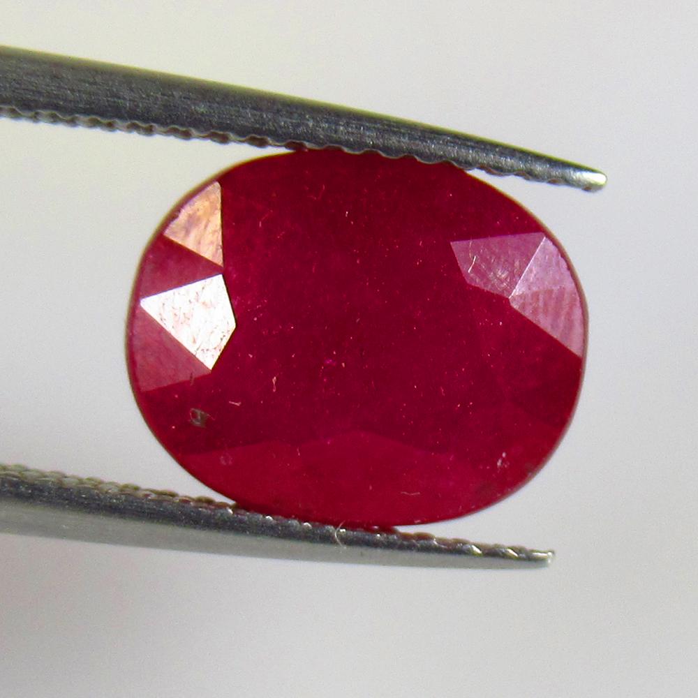 5.20 Ctw Natural Mozambique Red Ruby Oval Cut (1 of 3)