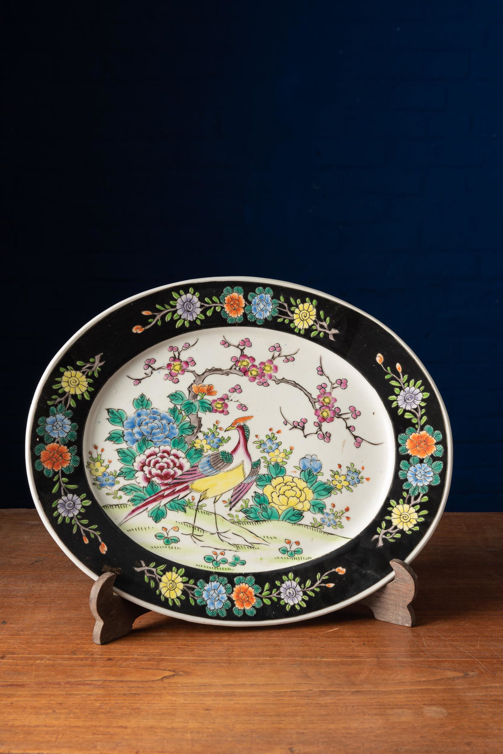 Decorative Nippon plate: Decorative Nippon plate Reserve: $54.50 Shipping: Domestic: Flat-rate of $65.40 to anywhere within the contiguous U.S. International: Foreign shipping rates are determined by destination. Internationa