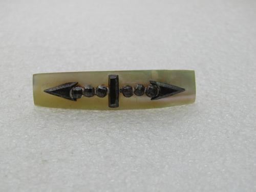 Victorian Mother-of-Pearl Brooch, C-Clasp, 2" (1 of 6)