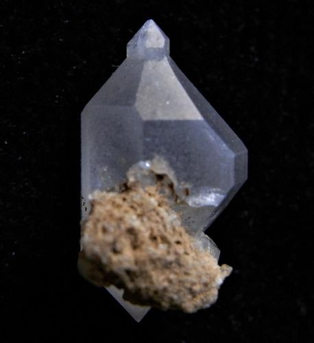 BITERMINATED SCEPTER QUARTZ CRYSTAL (1 of 6)