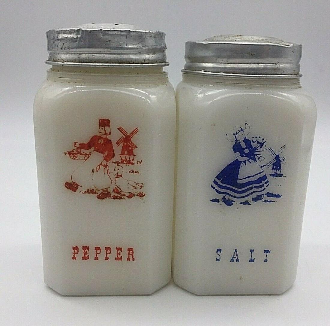 DEPRESSION ERA DUTCH HOLLAND MILK GLASS WINDMILL BOY GIRL SALT PEPPER SHAKERS (1 of 8)
