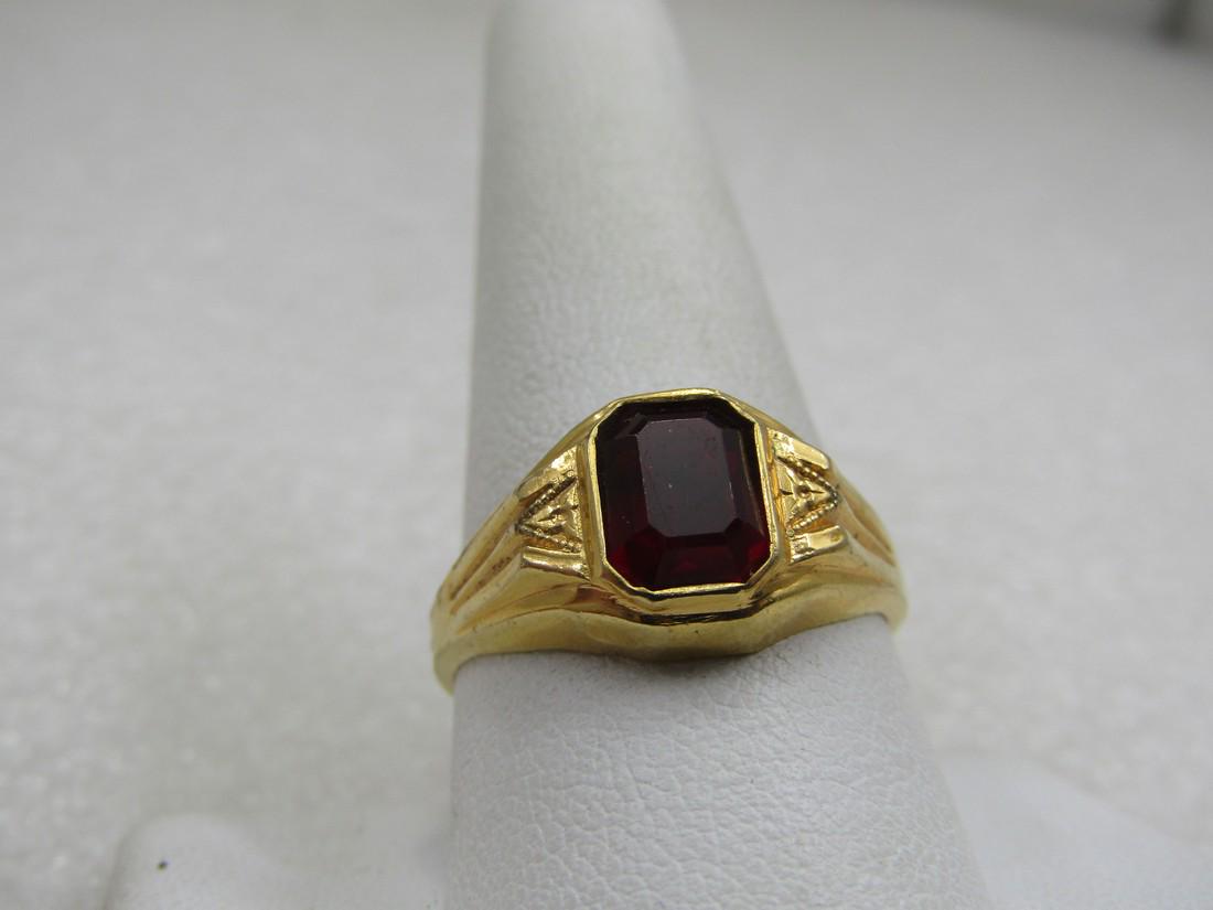 Vintage 18kt Plated Men's Red Stone Ring, Sz. 11 (1 of 6)
