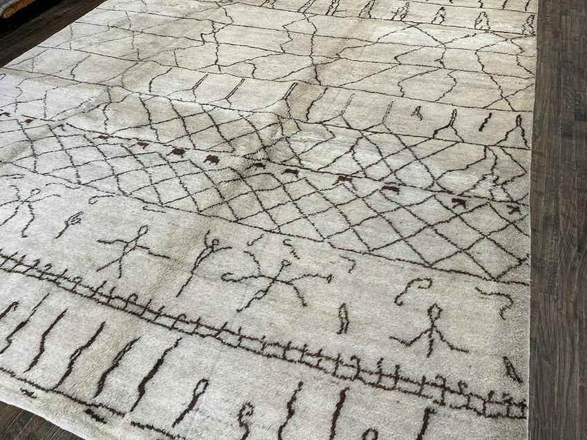 MOROCCAN Circa MODERN Hand knotted with highest quality (1 of 7)