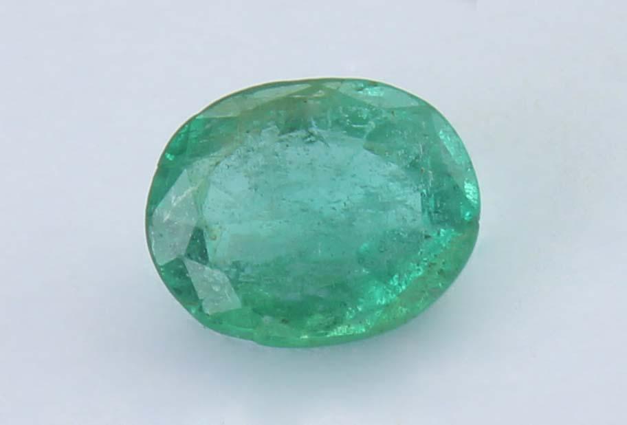 0.68 Cts Natural Emerald (1 of 3)