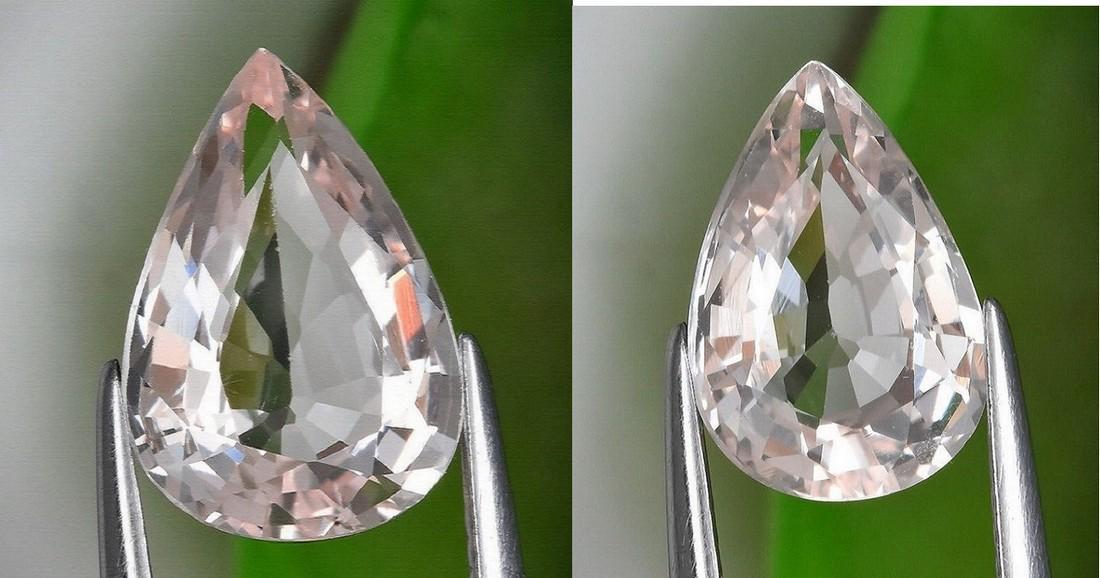 Lot of 2 Natural Morganite Eye Clean Pear Cut Untreated: No Reserve! Title: Lot of 2 Natural Morganite Eye Clean Pear Cut Untreated Gemstones: Morganite Carat Weights: 0,85 approx. Size/Dimensions: 7 x 5 and 6 x 4 mm Additional Info: Transparency: eye clean