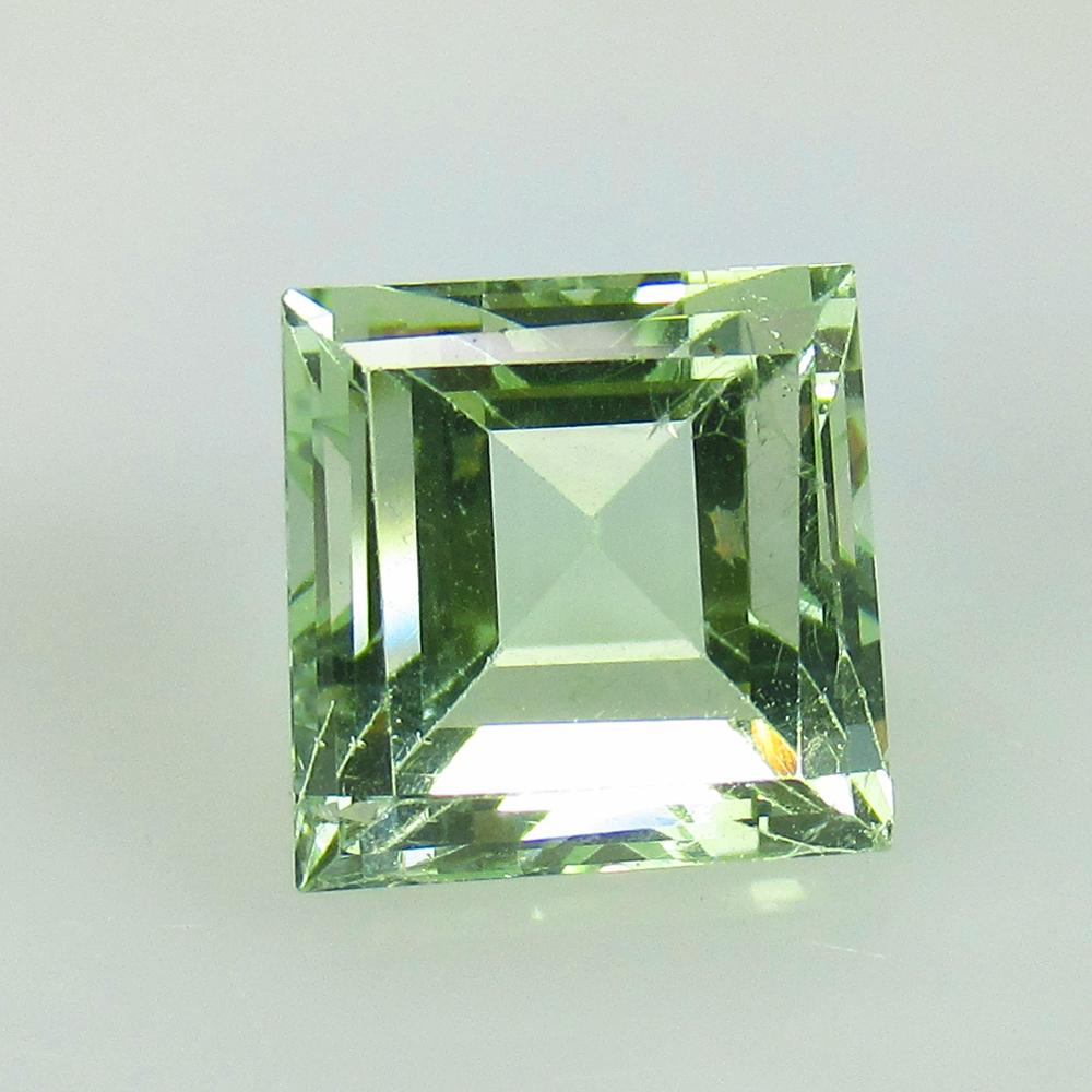 5.33 Ctw Natural Green Beryl Square Cut (1 of 2)