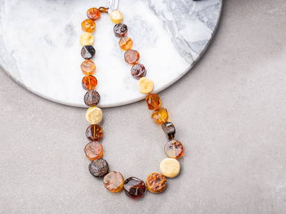 Natural Baltic Amber Necklace, Handmade of Free tablet shape beads with horizontal drilling: Title: Natural Baltic Amber Necklace, Handmade of Free tablet shape beads with horizontal drilling Materials: Real Baltic Amber Weight: 67 Additional Information: Natural Baltic amber necklace made