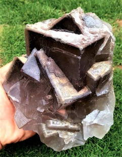 3.5 KG Aesthetic Phantom Fluorite Collection Piece: Title: 3.5 KG Aesthetic Phantom Fluorite Collection PieceGemstones: MineralCarat Weights: 3500 GramsSize/Dimensions: 160X148X88 mmAdditional Info: 3.5 KG Aesthetic Phantom Fluorite Collection Piece 