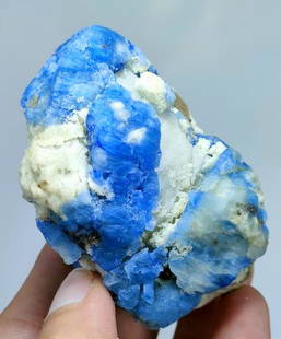 259 Gram Beautiful Natural AfghaniteSpecimen: Title: 259 Gram Beautiful Natural AfghaniteSpecimenTreatment: NaturalWeight: 259 GramSize/Dimensions: 72x70x42 mmOrigin: Afghanistan Reserve: $60.00 Shipping:Domestic: Flat-rate of $15.00 to
