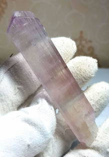 Natural Kunzite Spodumene Twinned Crystal Completely: Natural Kunzite Spodumene Twinned Crystal Completely Terminated And Undamaged - Natural crystal has perfect facet grade excellent clarity and purplish pink Color Weight - 72 Gram Dimensions :