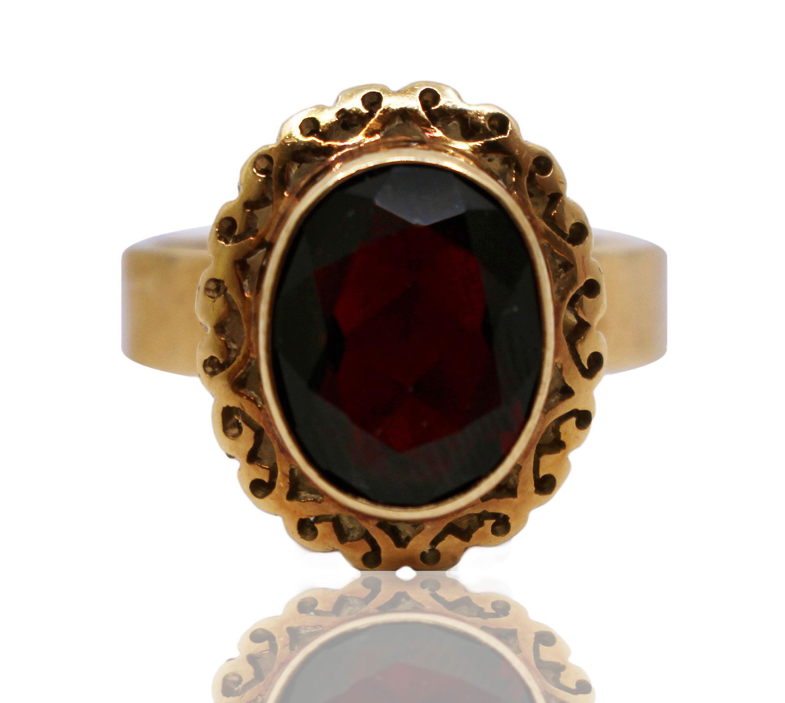 Garnet 14ct Yellow Gold Ring (1 of 5)