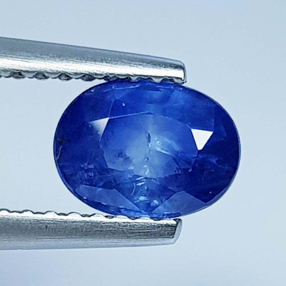 1.13 ct Natural Blue Sapphire: No Reserve! Title: 1.13 ct Natural Blue Sapphire Color/Clarity: VS Carat Weight: 1.13 Size/Dimensions: 7.00 x 5.00 x 3.50 Additional Information: Oval - Burma Shipping: Domestic: Flat-rate of $7.00