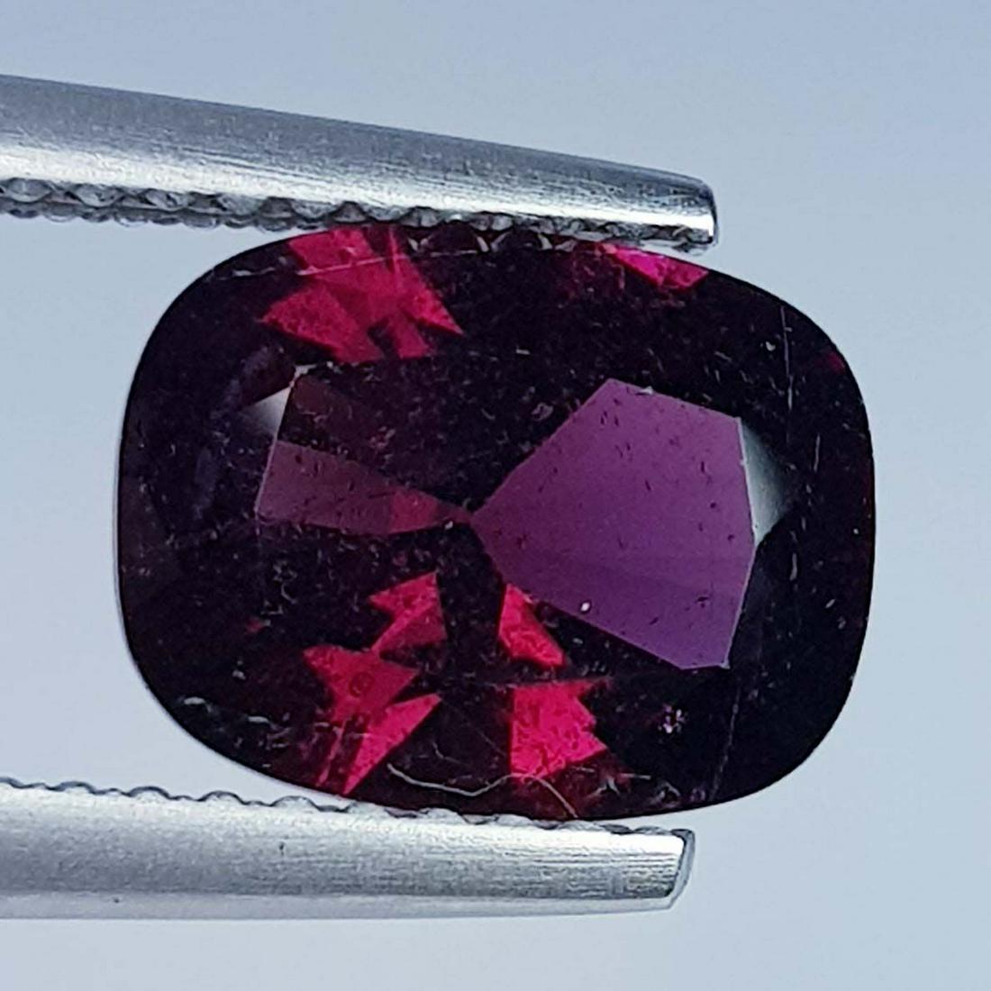 Natural Rhodolite Garnet Cushion Cut 2.35 ct: No Reserve! Title: Natural Rhodolite Garnet Cushion Cut 2.35 ct Color/Clarity: VVS - VS Carat Weight: 2.35 Size/Dimensions: 9.20 x 7.20 x 4.10 Additional Information: Cushion - Burma Shipping: Domest
