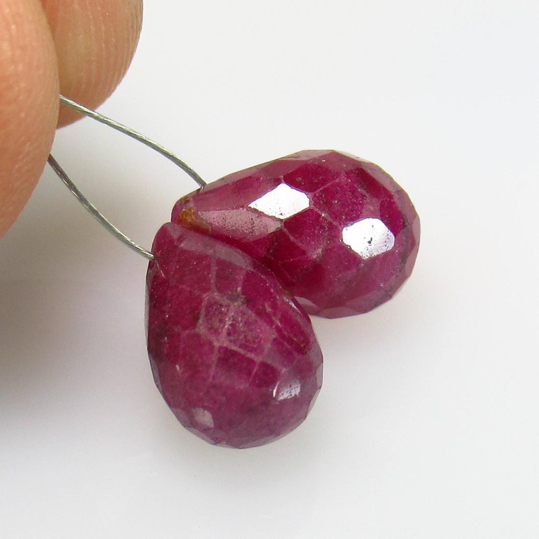 10.30 Ctw Natural 2 Red Ruby Pear Drop Beads (1 of 2)