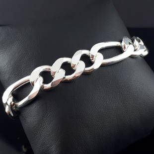 925 Sterling Silver - Bracelet: Bracelet Gender : Men Material : 925 Sterling Silver TotaL Weight :37,21 gr Lenght :21,5 cm Width :11,55 mm Condition : New / Unused Item no:A336 -- SHIPMENT -- Items will be shipped with