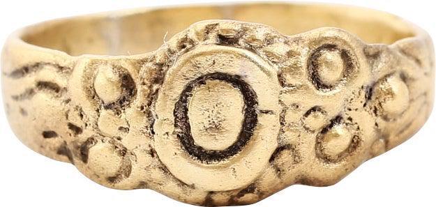 EUROPEAN BETROTHAL RING, 16TH-17th CENTURY, SIZE 9: During the Renaissance, the act of committing to marriage took place as a formal ceremony with vows, considered sacred and unbreakable, exchanged. A ring was given by the man to the woman to bind the 