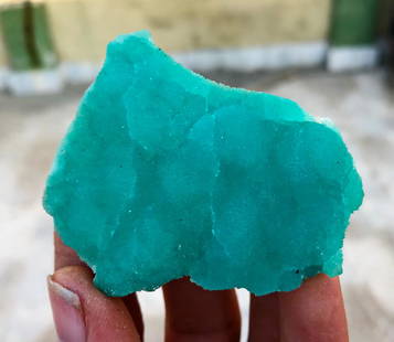Natural & Unheated~ Blue Aragonite Mineral Specimen: Title: Natural & Unheated~ Blue Aragonite Mineral SpecimenColor: BlueGemstone Type: Mineral SpecimenCarat Weight: 191.90 CtsSize/Dimensions: 60x49x11 mm Reserve: $150.00 Shipping:Domestic: