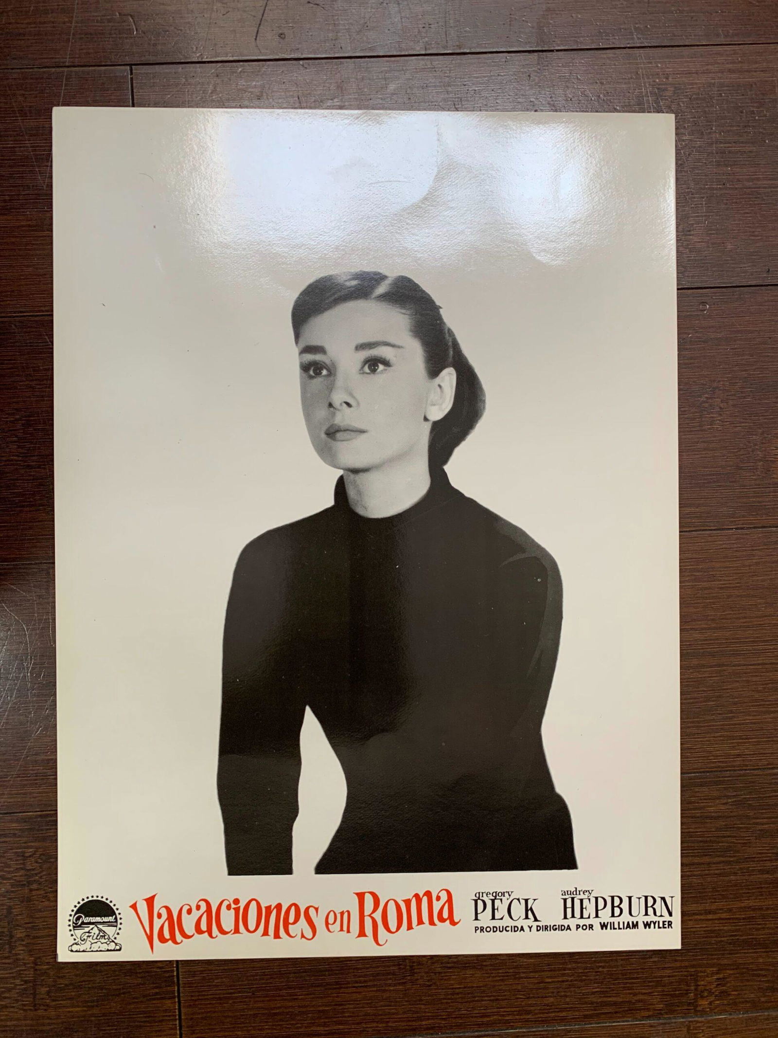 Roman Holiday aka Vacasiones en Roma - Audrey Hepburn (1953) 13.5x17.5 Spanish Title & Lobby Card (1 of 9)