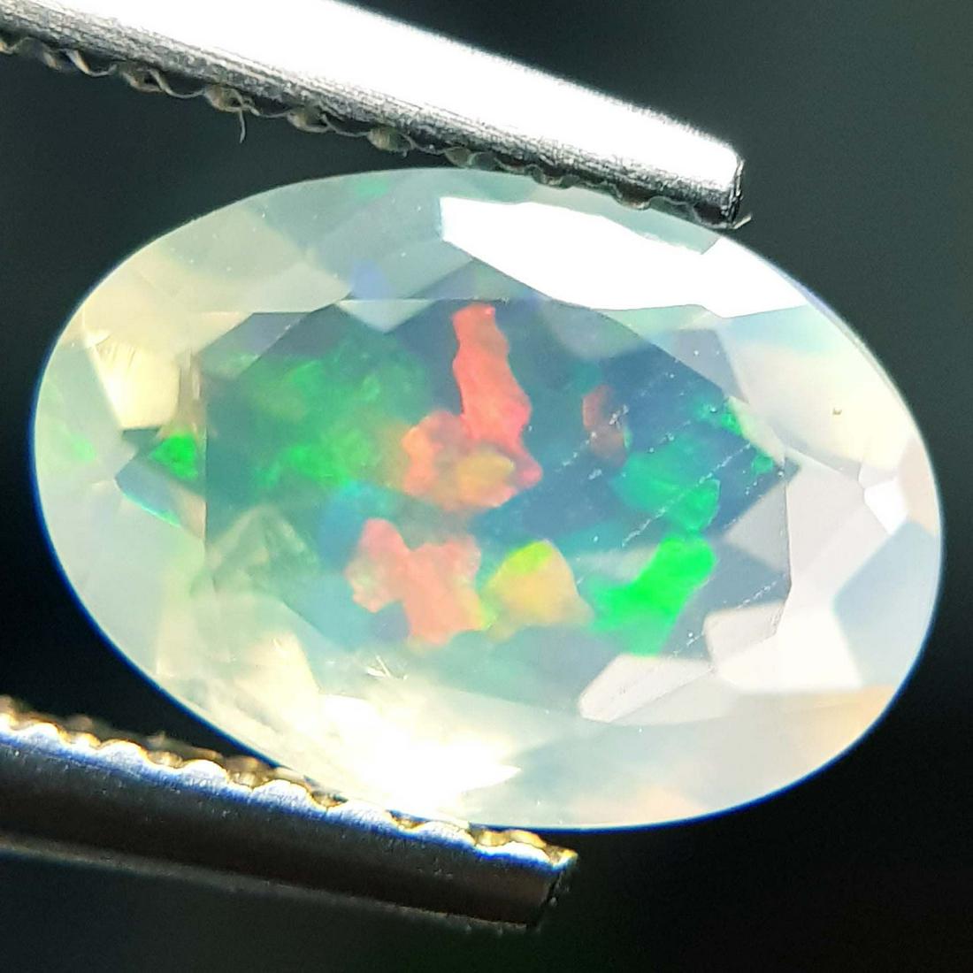 Natural Fire Opal Oval Cut 1.25 ct (1 of 6)